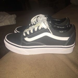 Old Skool black Vans